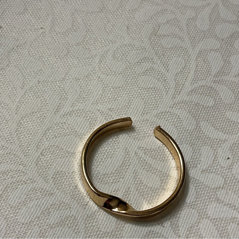 Set of Three Goldtone Toe Rings - Picture 2 of 4